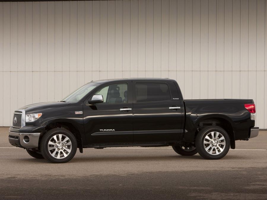  Toyota Tundra CrewMax Platinum Package 2009 года  (фото 18 из 23)